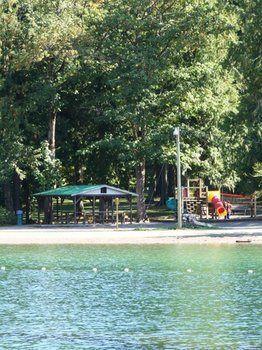 Cabins And Campground At Cultus Lake Park Hotel Chilliwack Exterior photo